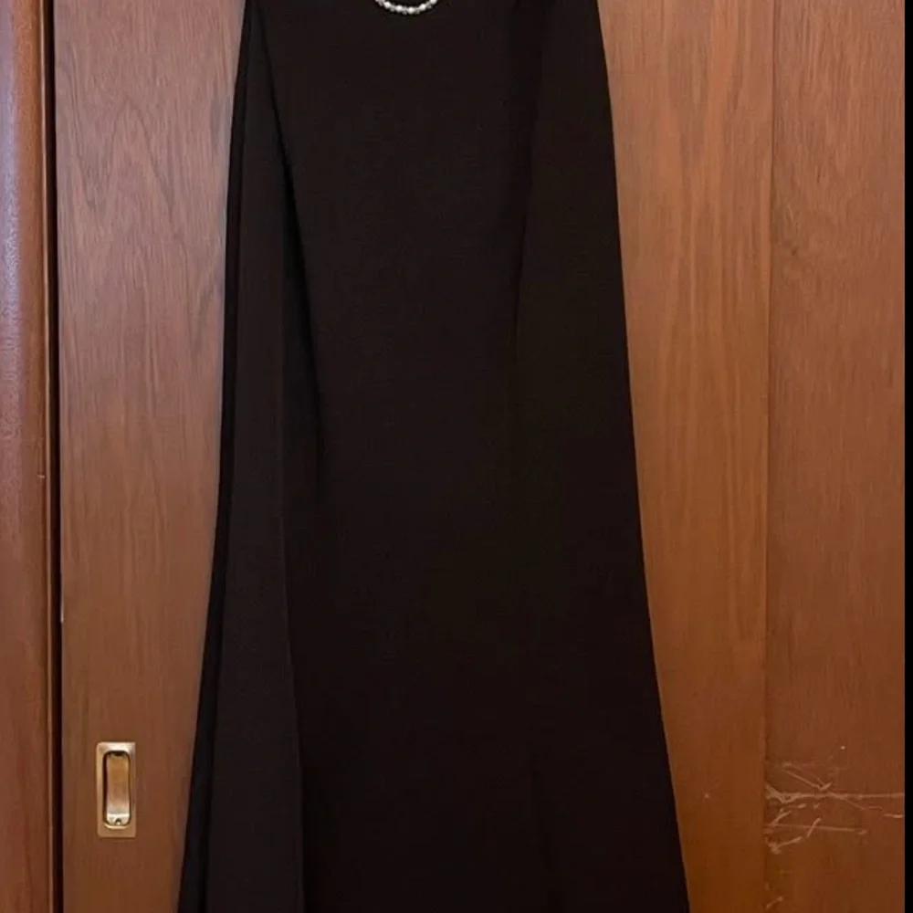 Mac Duggal Black Dress with Pearl Accents - Picture 5 of 8